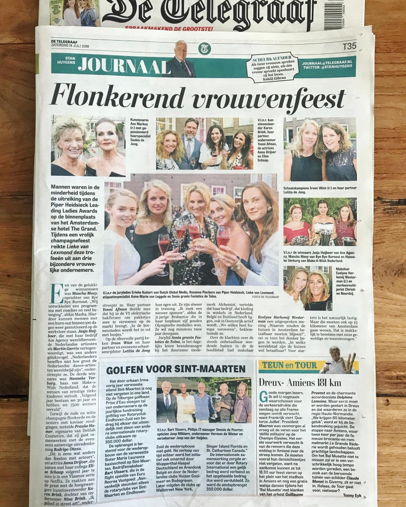 De Telegraaf – Mascha Mooy winnares Piper-Heidsieck Leading Ladies Awards ‘Beste Nieuwkomer’